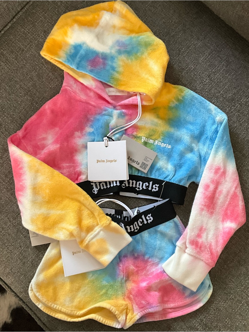 Child’s new Palm Angels tie dye cropped hoodie & logo trim shorts set 4 $490